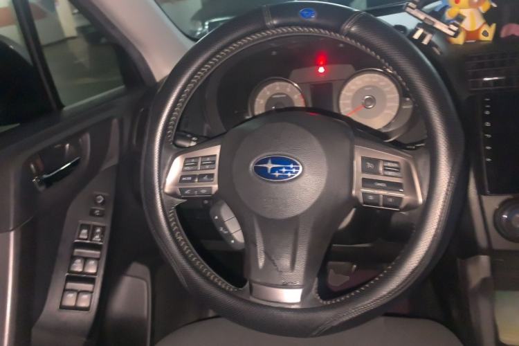 Used Subaru Forester 2013 2.5i Automatic Luxury Edition Steering Wheel