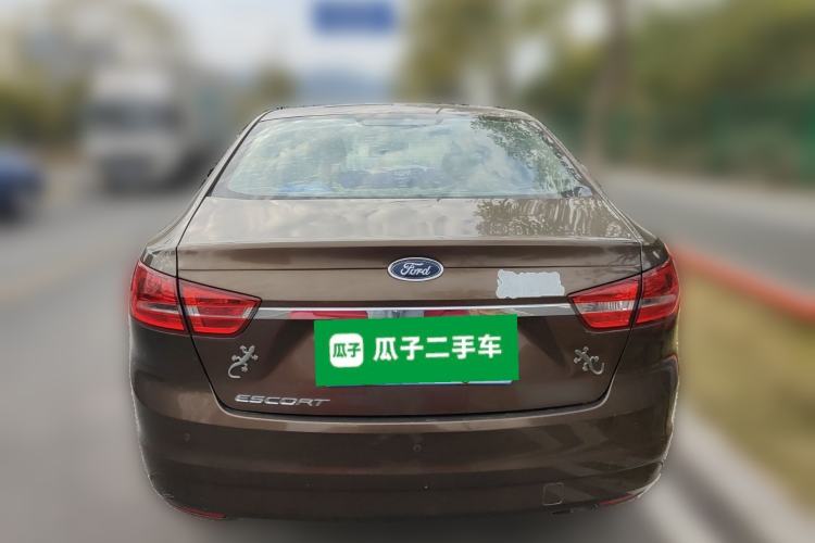 Used Ford Escort 2015 1.5L Manual Fashion Edition