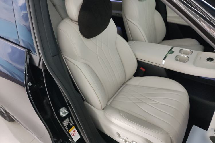 Used CHANGAN NEVO Q07 2025 215 Prestige Edition
