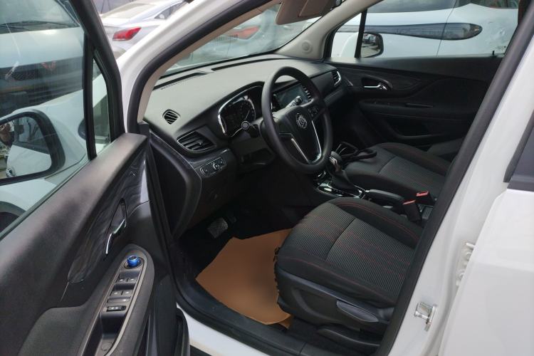 Used Buick Encore 2017 18T Automatic Two-Wheel Drive Urban Fashion Model
