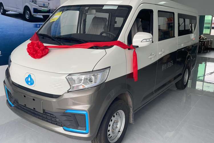 Used Kuayue Xing V7 EV 2023 251 km Dual-Door Flagship Version 6 Seats
