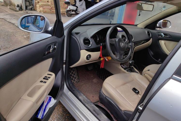 Used Volkswagen Lavida 2011 1.6L Automatic Premium Edition