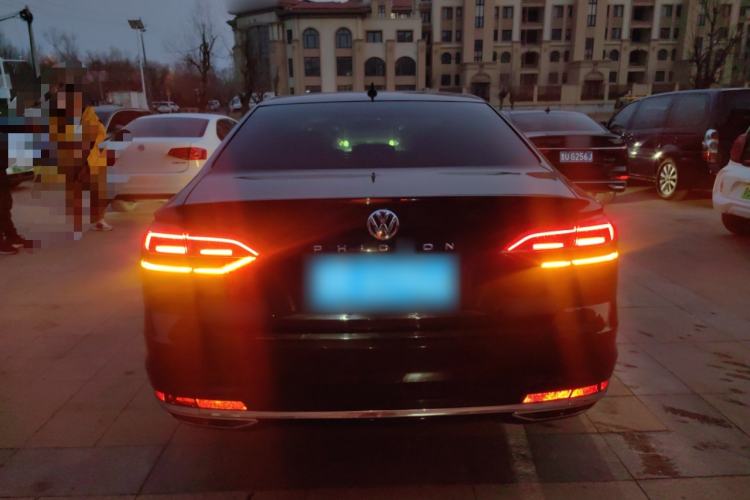 Used Volkswagen Phideon 2018 Revised Version 380TSI Two-Wheel Drive Business Edition