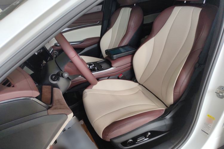 Used BYD Seal 2023 DM-i 1.5L 121km Prestige Model Left Front Seat