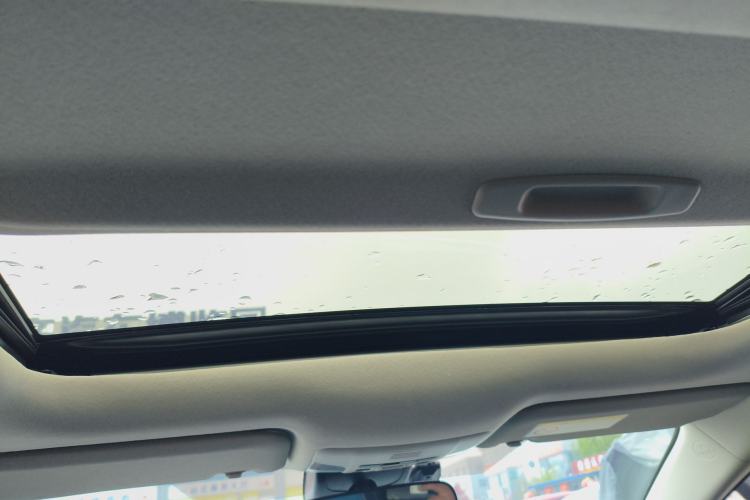 Used Toyota Corolla 2021 Dual-Motor 1.8L E-CVT Elite Edition Headliner