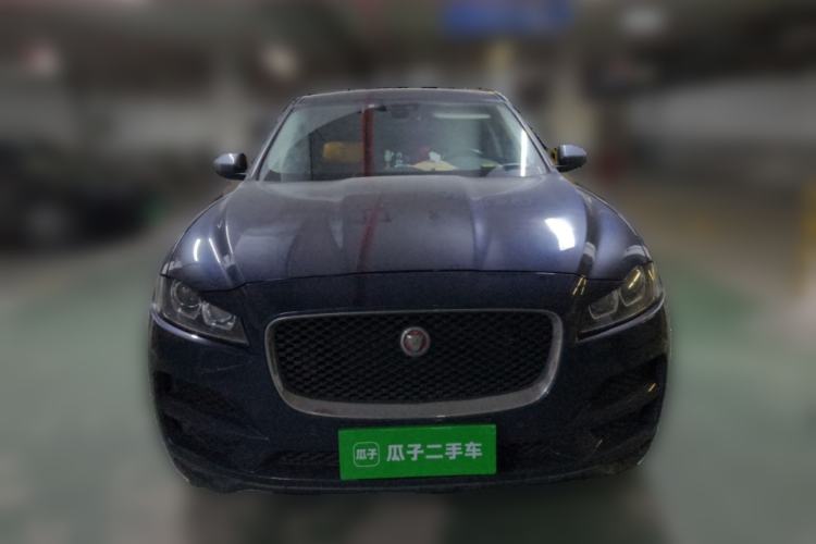 Used Jaguar F-PACE 2019 2.0T Four-Wheel Drive Urban Luxury Edition