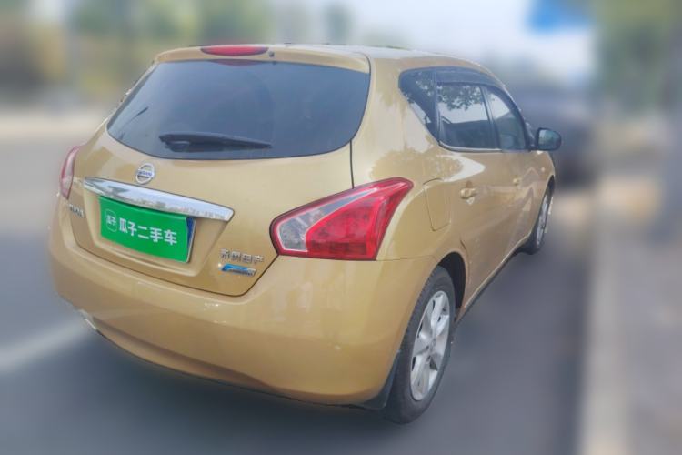 Used Nissan Tiida 2011 1.6L CVT Smart Version