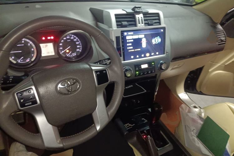 Used Toyota Prado 2015 4.0L Automatic U.S.-Spec Version
