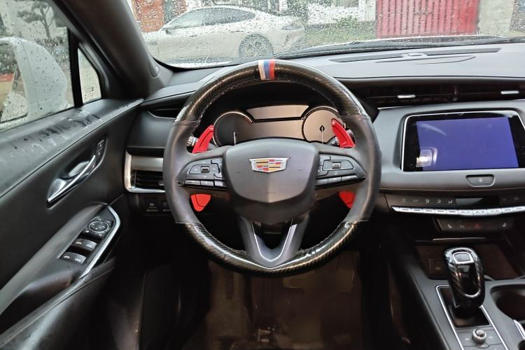 Used Cadillac XT4 2018 28T Two-Wheel Drive Leading Version Steering Wheel