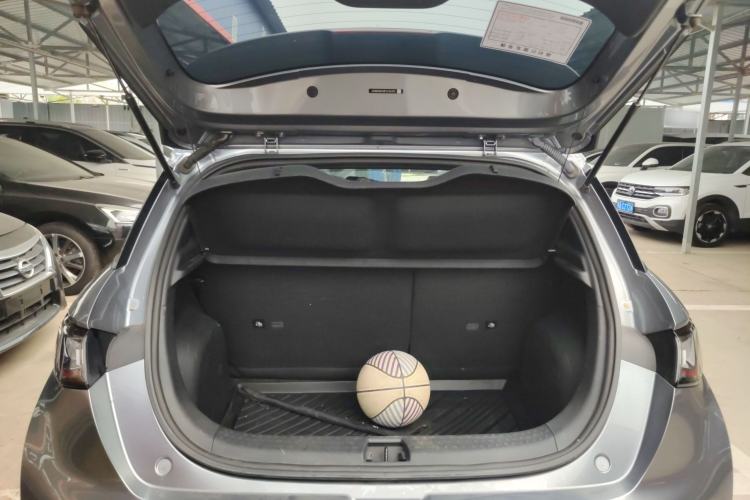 Used BYD Dolphin 2023 420 km Fashion Edition Trunk