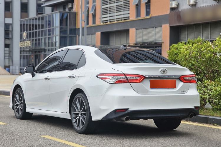 Used Toyota Camry 2021 2.5G Luxury Edition Exterior 5