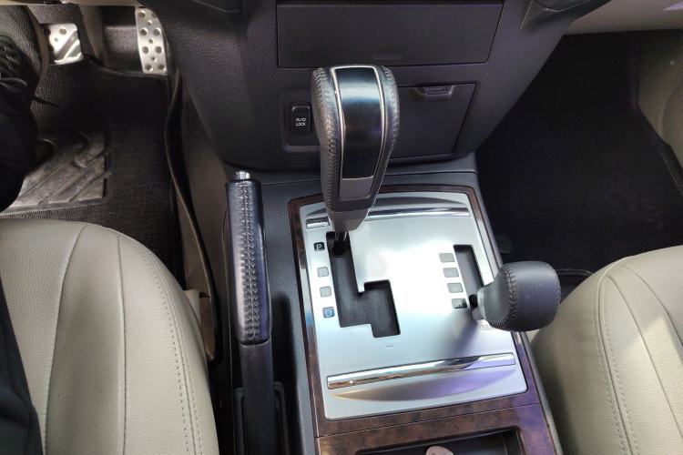 Used Mitsubishi Pajero 