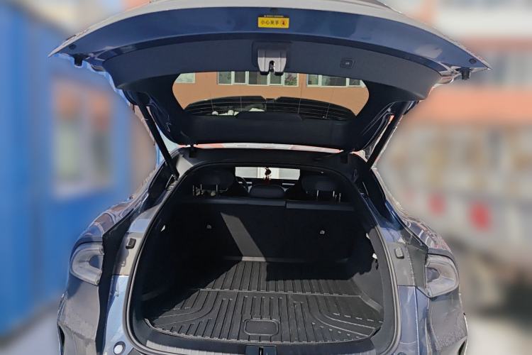 Used Xiaomi Auto YU7 2025 Ultra-Long Range High-Performance All-Wheel-Drive Max Edition