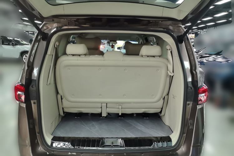 Used Buick GL8 2020 Land Cruiser Executive Class 652T Comfort Model
