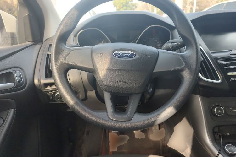 Used Ford Focus 2017 Hatchback 1.6L Manual Comfort Plus SmartDrive Edition