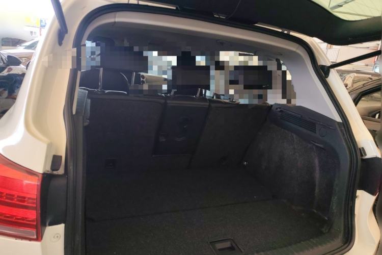 Used Volkswagen Tiguan 2015 1.8TSI Automatic Two-Wheel Drive Trend Edition Trunk