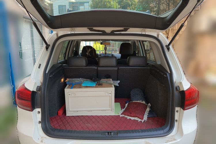 Used Volkswagen Tiguan 2016 280TSI Automatic Two-Wheel-Drive Silk Road Style Edition Trunk