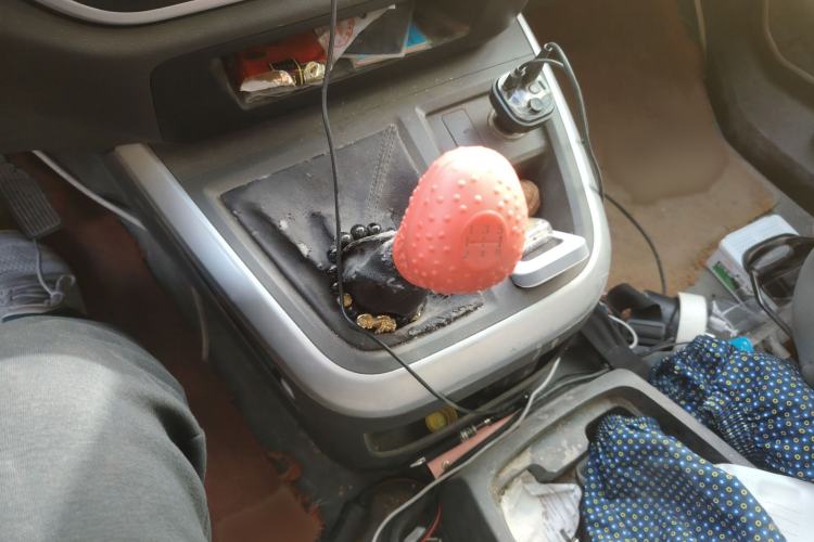 Used Jinbei Hiace King 2021 2.0L City Transport King Series Express Model Standard Top 6-Seater 1TZS