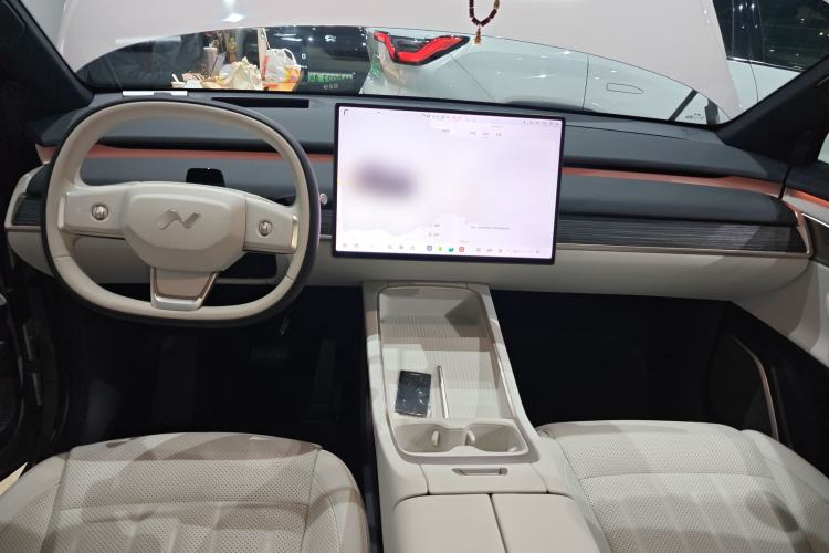 Used ONVO L60 2024 60 kWh Rear-Drive Version
