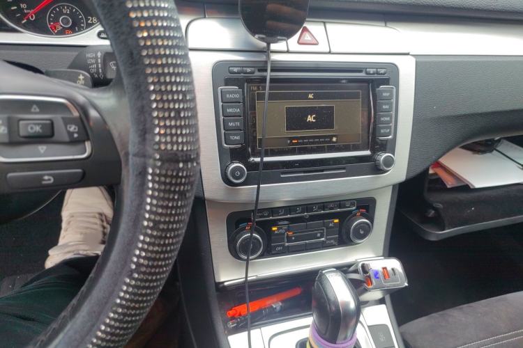 Used Volkswagen FAW-Volkswagen CC 2011 1.8TSI Luxury Model Audio And AC Panel