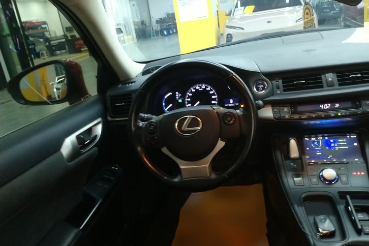Used Lexus CT 2017 CT200h Elite Edition Solid Color China V Standard