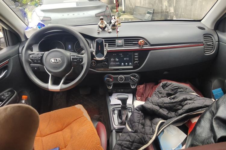 Used Kia KX Cross 2017 1.4L AT GLS
