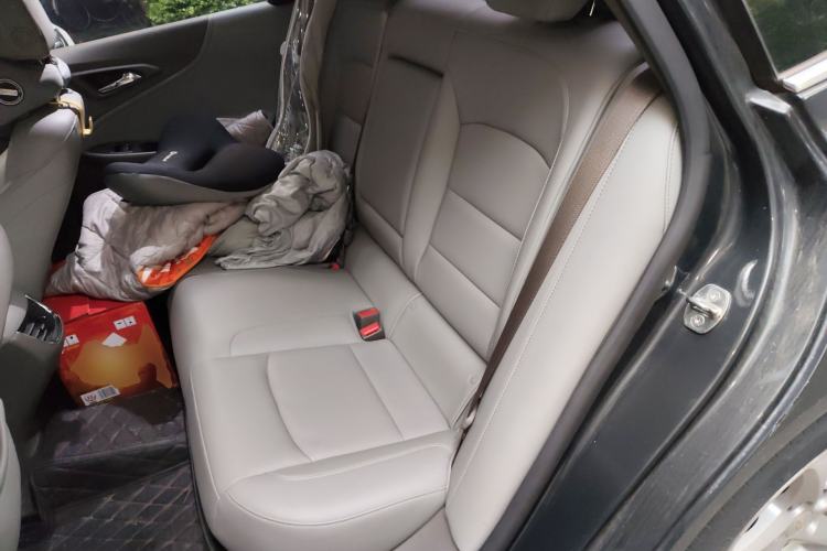 Used Chevrolet Malibu XL 2018 530T Automatic Luxury Edition Left Rear Seat