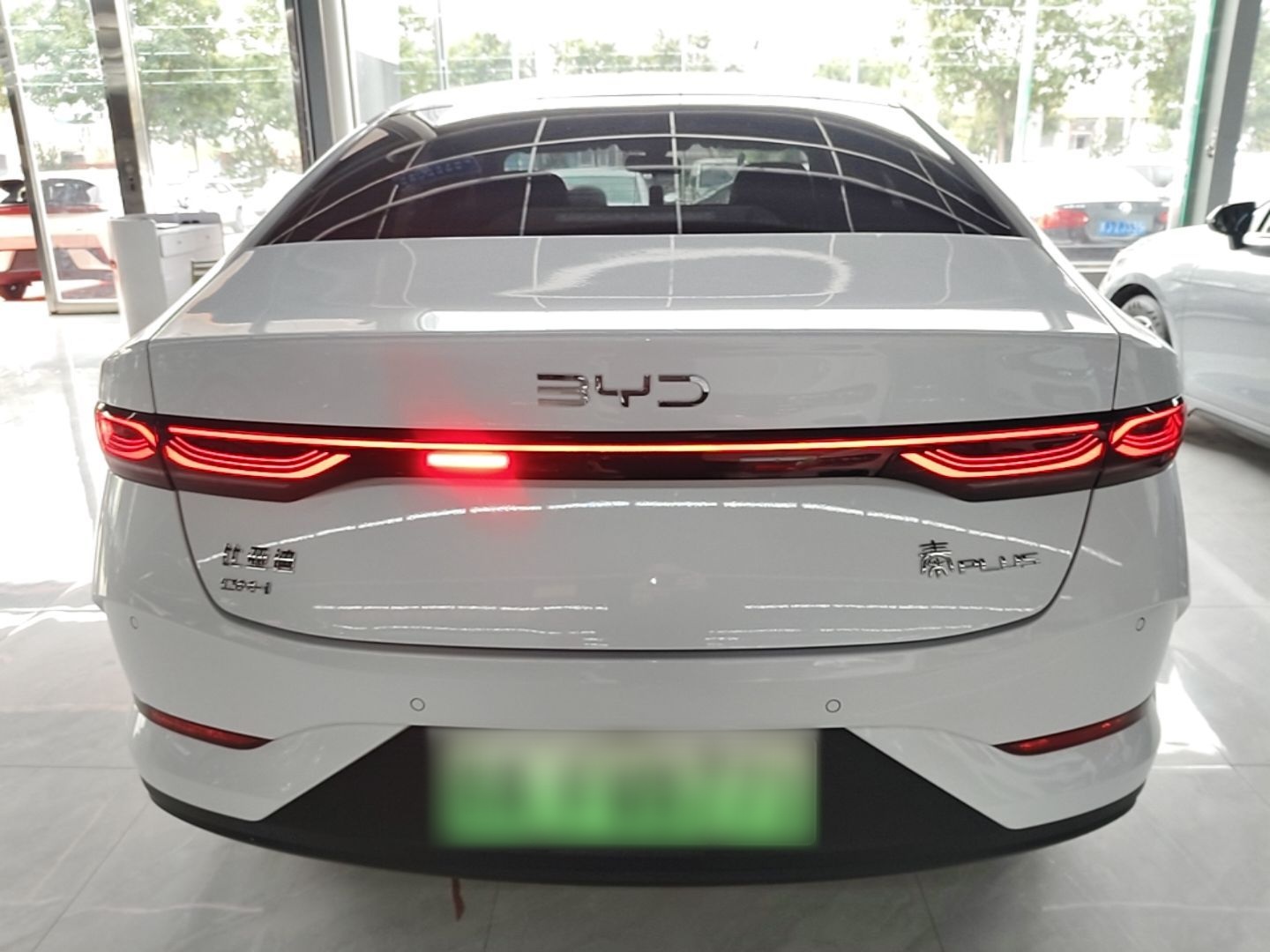 BYD Qin PLUS 2025 DM-i Smart Drive 55KM Leading Model — снимка 5