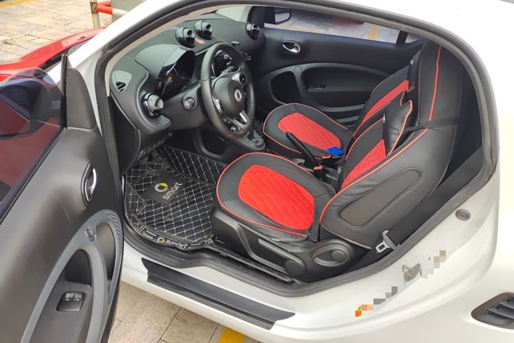 Used smart fortwo 2018 1.0L 52kW Hardtop Passion Edition China V Standard
