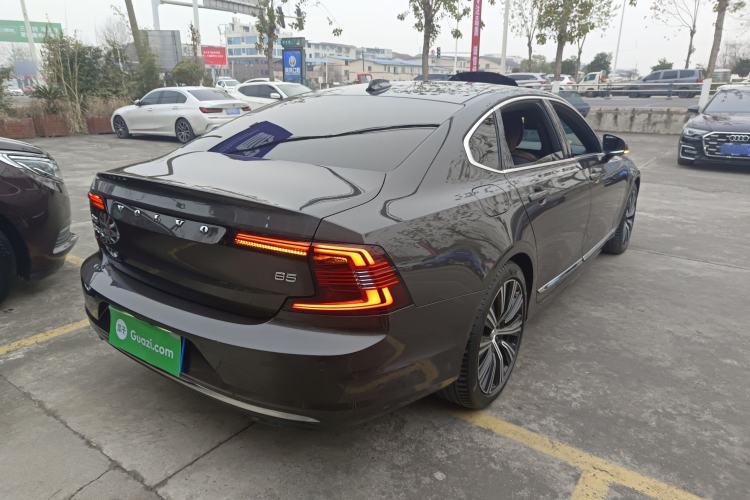 Used Volvo S90 2024 B5 Zhiyuan Luxury Edition
