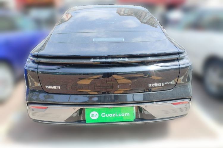 Used Geely Galaxy Galaxy 8 2025 130km EM-i Deluxe Edition
