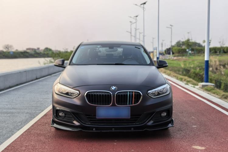 Used BMW 1 Series 2019 118i Fashion Model Exterior 2