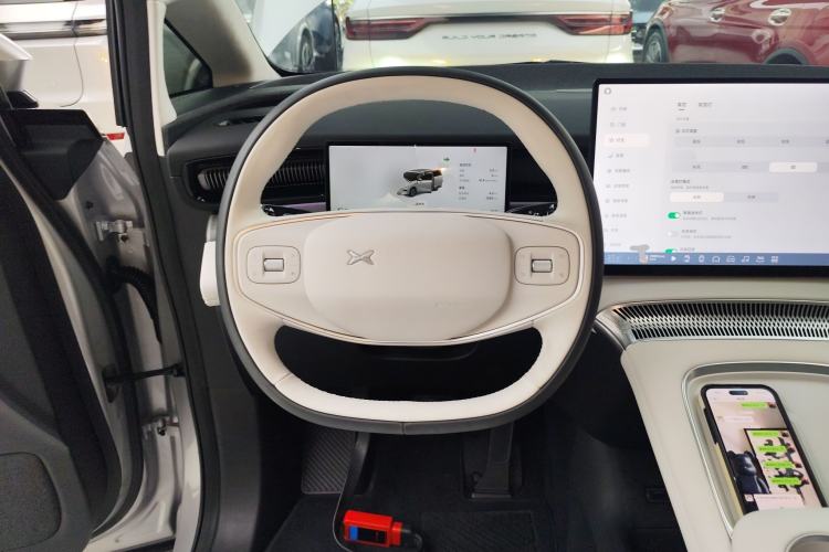 Used XPeng X9 2024 702 Ultra-Long Range Max
