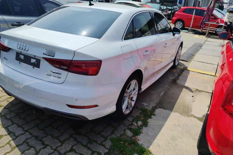 Used Audi A3 2019 Limousine 35 TFSI Fashion Edition China V standard
