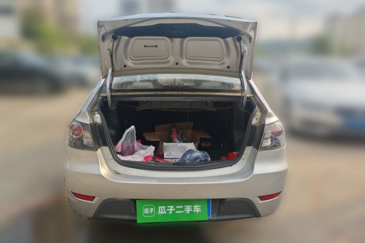 Used CHANGAN Alsvin 2012 Sedan 1.5L Manual Luxury Model Trunk