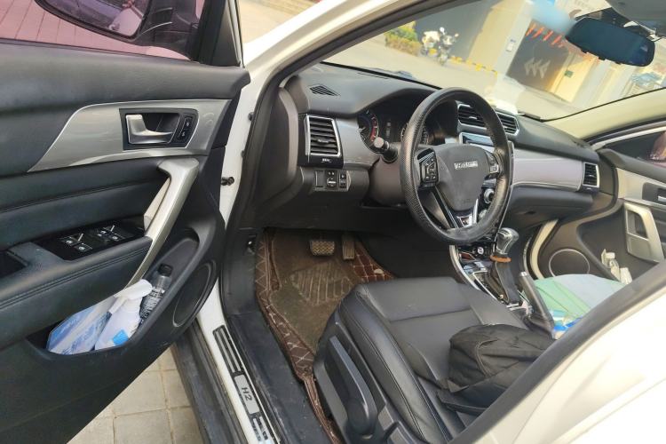 Used Haval H2 2017 Red-Label 1.5T Automatic Two-Wheel Drive Elite Model