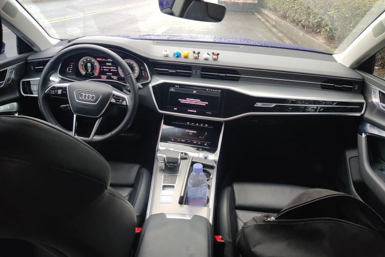 Used Audi A7 2022 45 TFSI Prestige Edition Center Console
