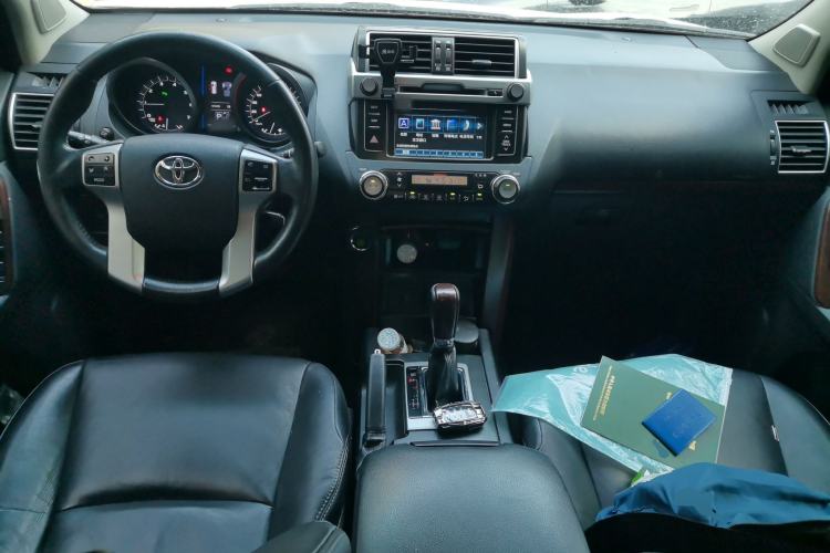 Used Toyota Prado 2014 4.0L Automatic TX-L NAVI
