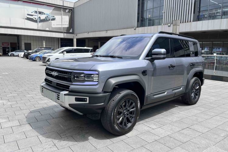 Used Formula Leopard 5 2023 Navigator Edition
