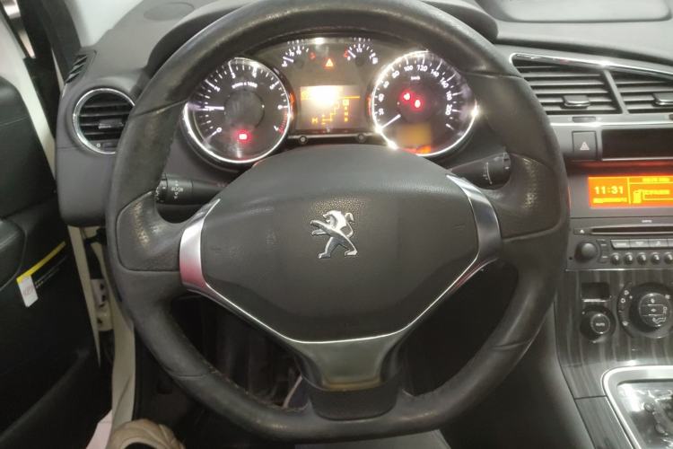 Used Peugeot 3008 2015 2.0L Automatic Trend Edition
