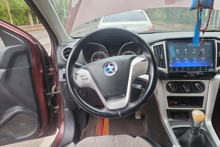 Used Venucia T70 2015 2.0L Manual RuiQu Version Steering Wheel