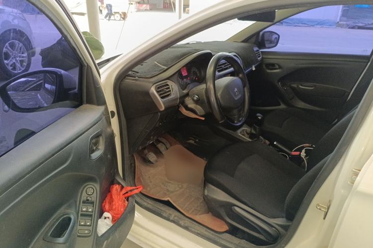 Used Peugeot 301 2016 1.6L Manual Comfort Edition
