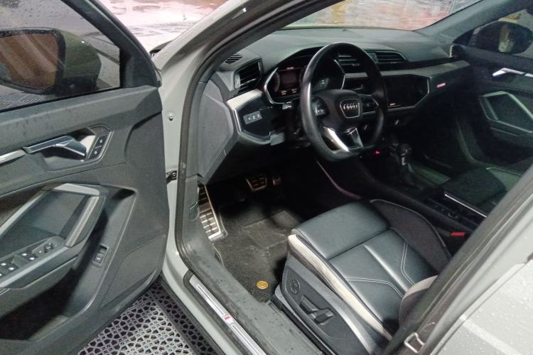 Used Audi Q3 2024 35 TFSI Fashion Dynamic Edition