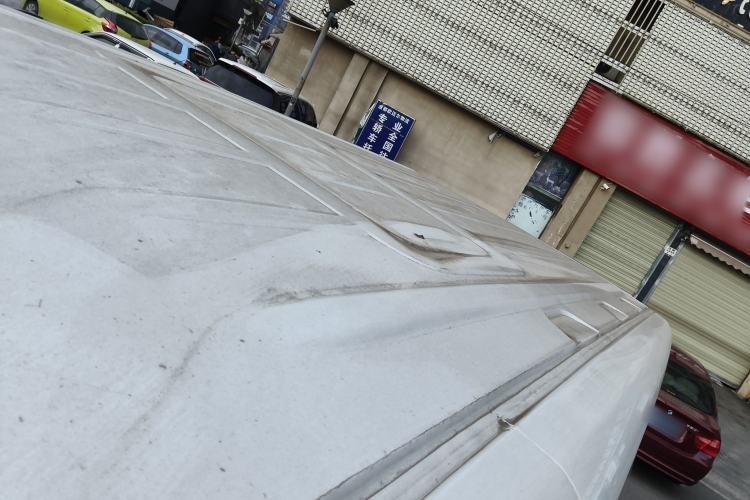 Used SAIC MAXUS Xintu V70 2023 2.0T Elite Edition Automatic Short Wheelbase Low Roof – 5/6 Seats
