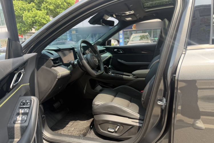 Used Lynk & Co 03 2023 1.5TD DCT JingPro
