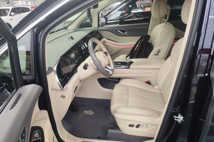 Used VOYAH Dream 2022 Low-Carbon Edition Plus Intelligent Driving Package
