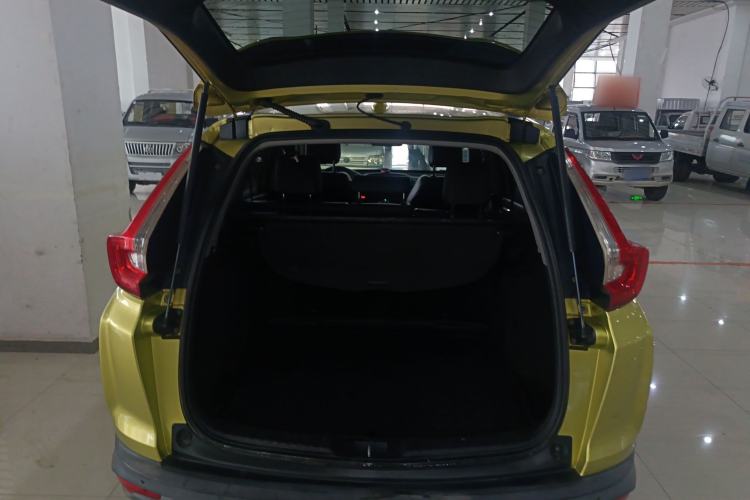 Used Honda CR-V 2017 240TURBO CVT Front-Wheel Drive Fashion Edition