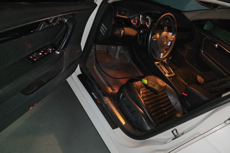 Used Volkswagen Magotan 2012 Revised 1.8TSI Luxury Version
