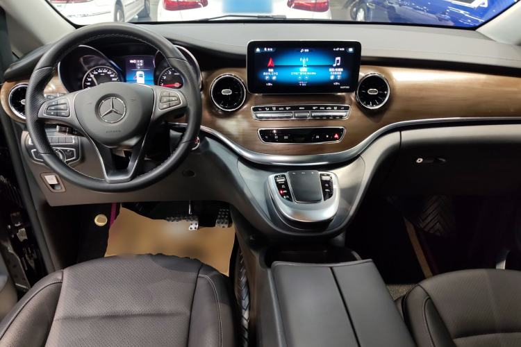 Used Mercedes-Benz V-Class 2021 V 260 Prestige Edition
