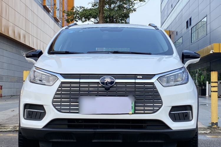 Used BYD Yuan New Energy 2019 EV360 Smart Connect Enjoyment Model
